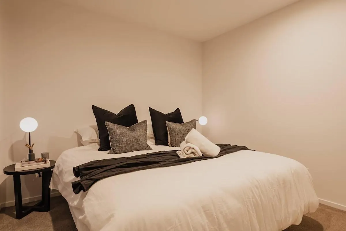 Bright & Airy On Tuam - 2Bedroom Apartment Christchurch