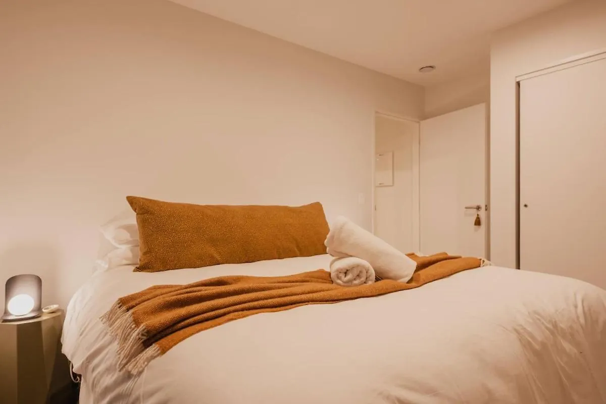Bright & Airy On Tuam - 2Bedroom Apartment Christchurch